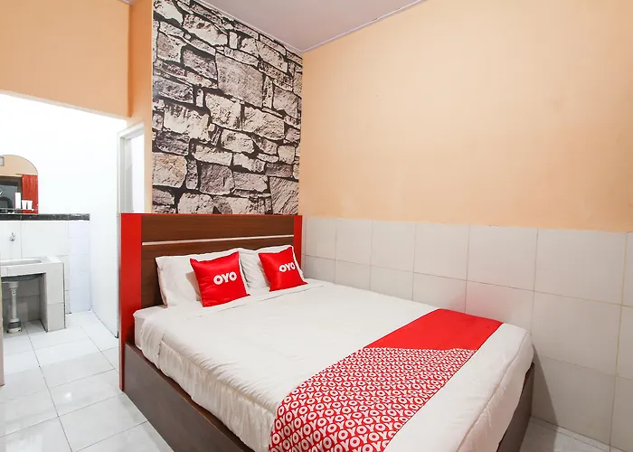 Oyo 1594 Al Firdausi Residence