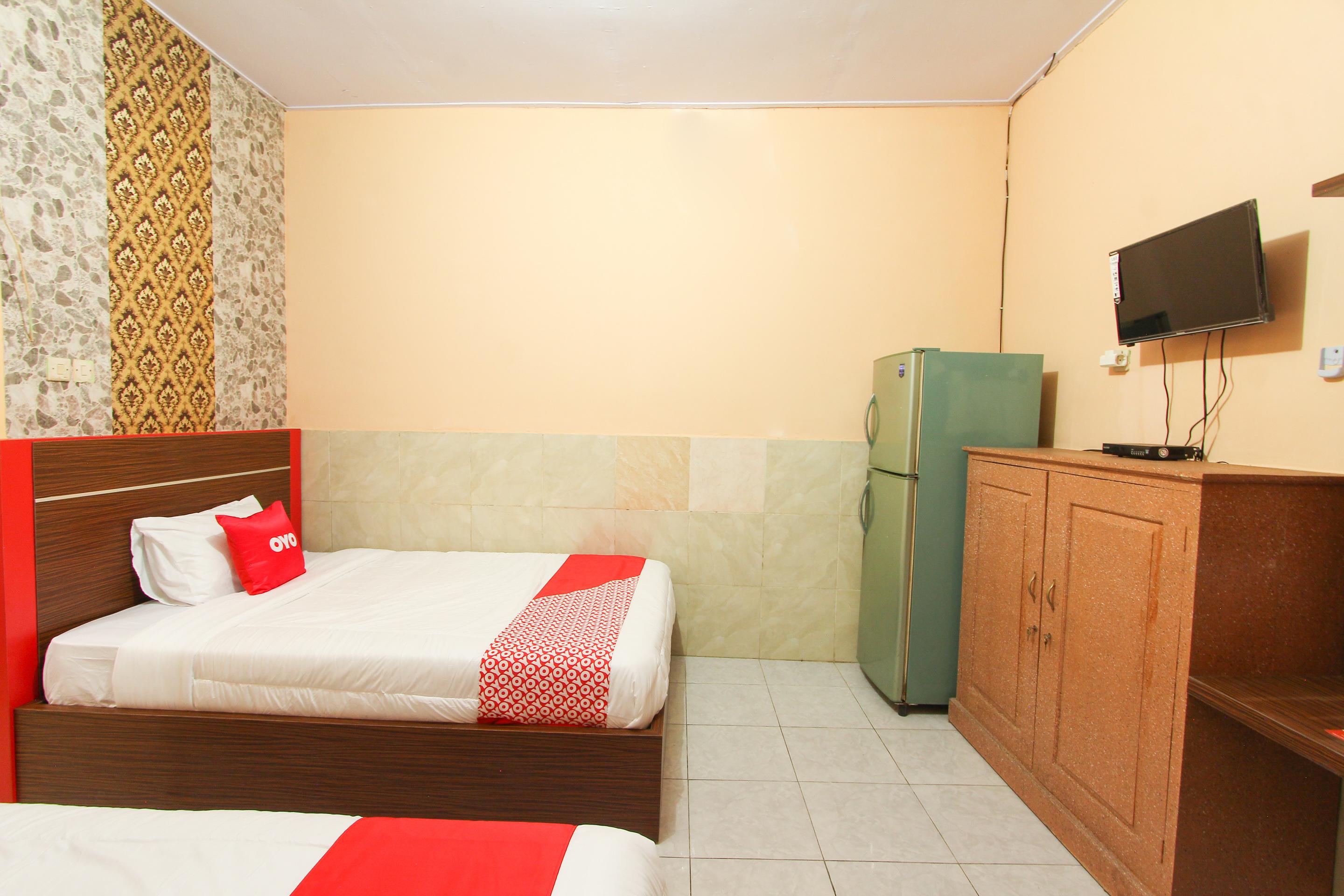Oyo 1594 Al Firdausi Hotel 2*