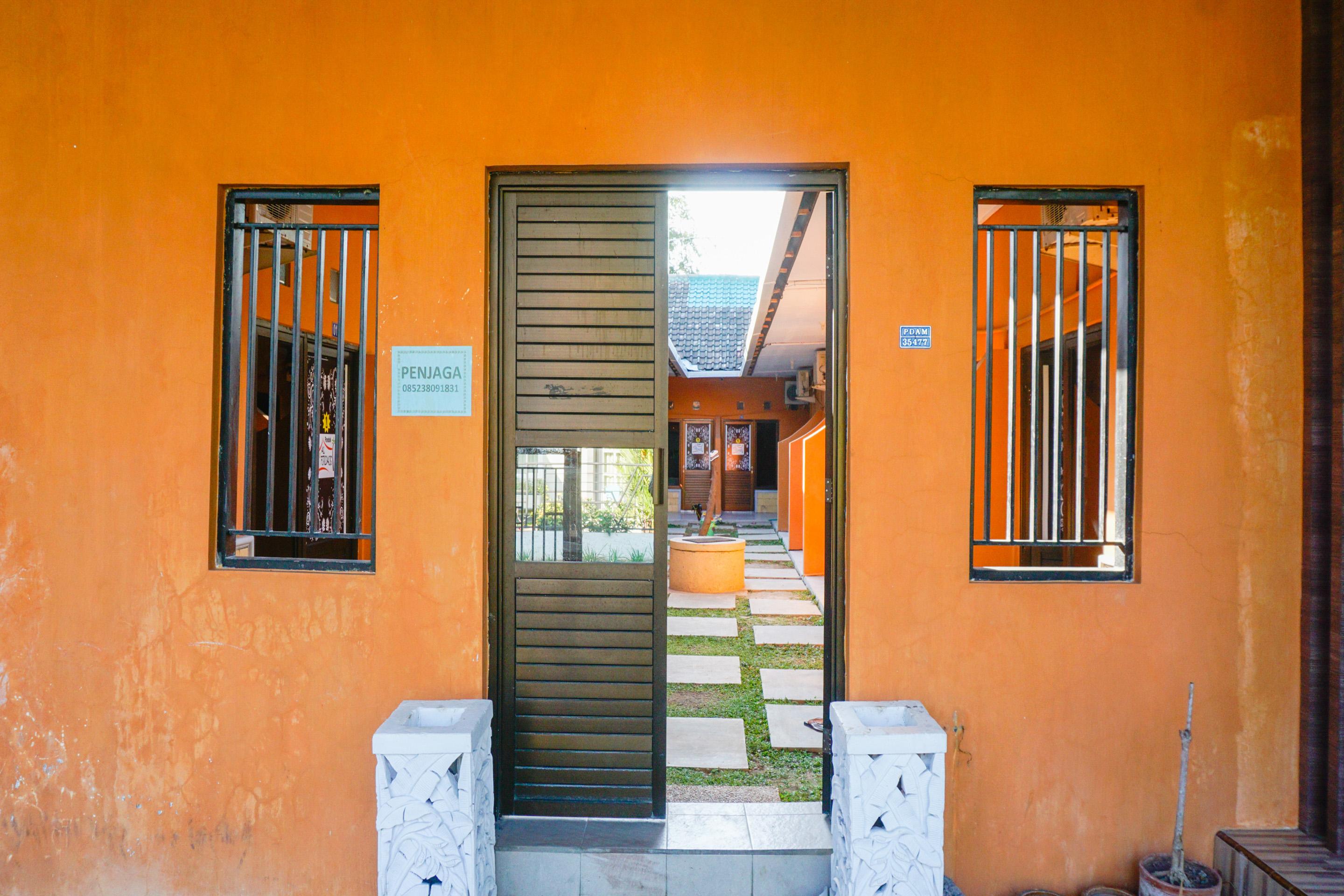 Oyo 1594 Al Firdausi Hotel 2*